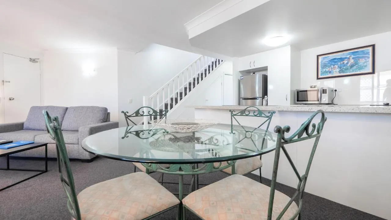 Aparthotel Burleigh On The Beach Gold Coast