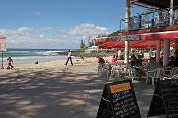 Burleigh On The Beach Gold Coast 4*,