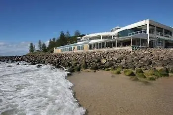 Burleigh On The Beach Gold Coast Aparthotel